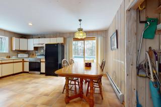 West Dover Getaway - 6