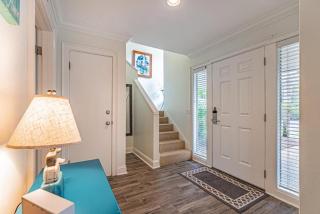 ACROSS FROM THE BEACH & DUNES HOUSE | FREE GOLF - Hilton Head Island - 2