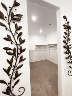 6 Bedroom Desert Retreat - 6