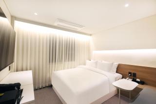 Hotel No 25 Gimhae cityhall - Gimhae - 4
