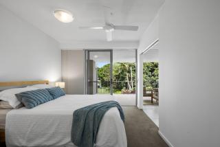 Pool View 3-Bedroom Oasis in Drift Resort - Casuarina - 8