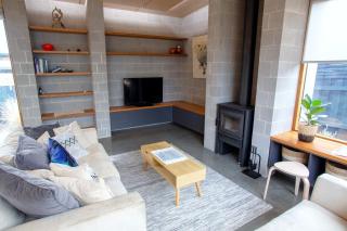 Annies Beach House - 8