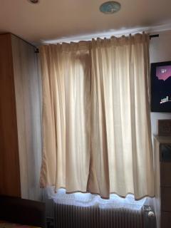 Bed setting room in Galeries Lafayette street - París - 5