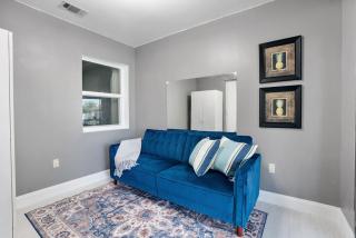 Spacious & Modern -Private Hideaway -Central - Tampa - 6