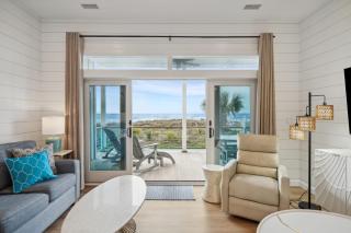 Beachfront Home w Pool Ocean Views Charleston Access Big Turtle - Folly Beach - 5