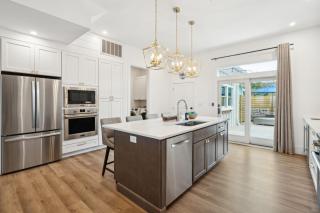 Beachfront Home w Pool Ocean Views Charleston Access Big Turtle - Folly Beach - 3
