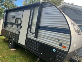 Sleepyheadz Campers and Tents LLC - Bloomington - 9