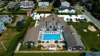Beach Breeze Inn - Falmouth - 5