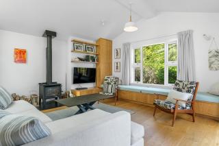 Luxury Waterfront Retreat at Mahau Sound - Ohingaroa - 4