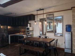 Majestic Staycation Apartments - 1