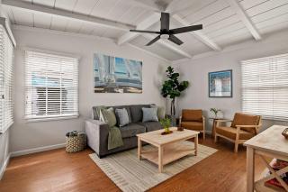 Ocean Escape 1BR Walk to Windansea Beach - San Diego - 9