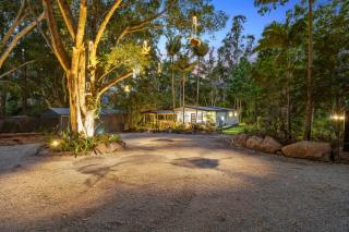 Cockatoo Cottage creekside retreat near Theme Parks and Mount Tamborine - Wongawallan - 4