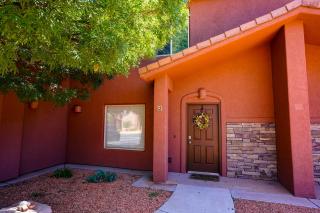 Lovely Townhome Peaceful Surroundings Hiking Hot Tub - Kanab - 9