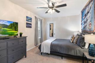 Perfect SA Getaway! Near Lackland SeaWorld Alamo Riverwalk - 1
