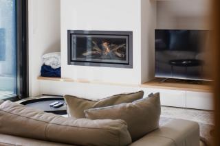Luxury Avenue Retreat-Sleeps 8, Fireplace, Central, Garage, 4 bedroom, 2 bathroom, BBQ - Ocean Grove - 1