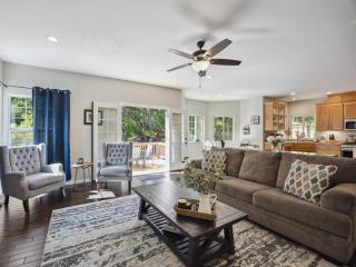 Charming Spacious 3 BD 2,5BA House in Peaceful Setting - Sonoma - 8