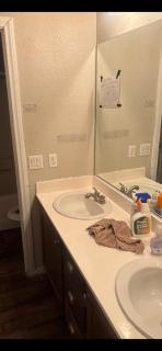Room with shared bathroom in home - Las Vegas - 9