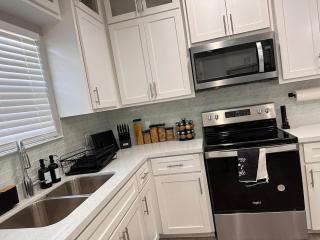 Doho-Enterprise Villa - Weslaco - 6