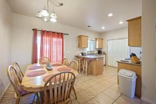 Vista Townhome Sleeps 6 pool hot tub and gym - Kanab - 6