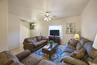 Vista Townhome Sleeps 6 pool hot tub and gym - 2