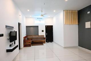 Elamkulam Penthouse -Homely feel - Chottanikara - 7