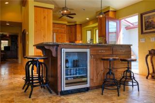Welcome to the River Rock Retreat! - - 4