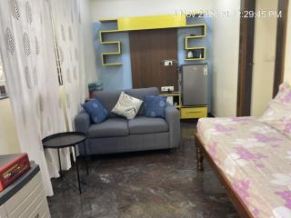 Suja Home Stay - Hampi - 6