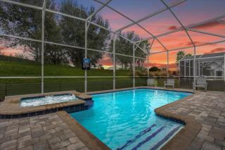 9052SD Newly Furnished 9BR Villa Steps from Clubhouse - 3