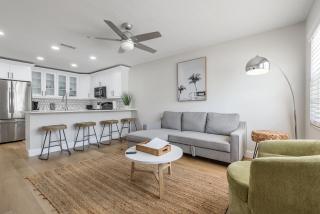 1053 Apollo Beach Blvd Unit 2 - Apollo Beach - 0