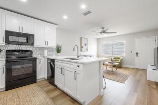 1053 Apollo Beach Blvd Unit 2 - Apollo Beach - 2