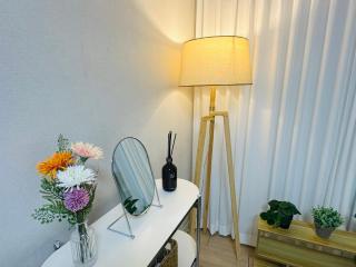 Stay Green, 7 minutes walk from Hongdae Entrance Station and Shinchon Station, spacious separate studio - Seul - 4