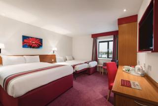 Ramada Cambridge - Cambridge - 5