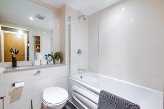 Thai Suite 28 Nights with Pool table and FreePark - Birmingham - 9