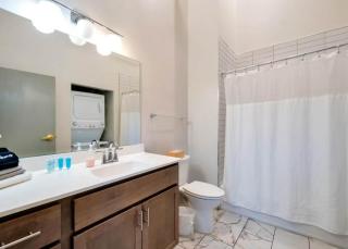 Bright and Modern Studio in Louisville # 303 - Louisville - 2