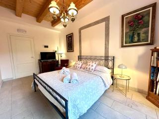 Greif Boutique Juna - Aurisina - 4
