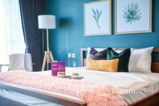Dream Inn - Damac Heights Fendi - 1
