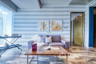 Dream Inn - Damac Heights Fendi - 2