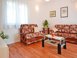 Holiday Home in Privlaka near Sand Beach - Privlaka - 9