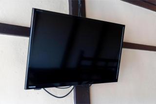 Kyoto Machiya inn offering scenic Kamo River views - 2