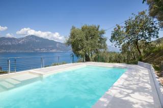 Terrace of Wally - Apartment With Pool - Torri del Benaco - 7