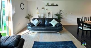 Expert Stays 3 Bed Luxury Flat ApartHotel - Trumpington - 9