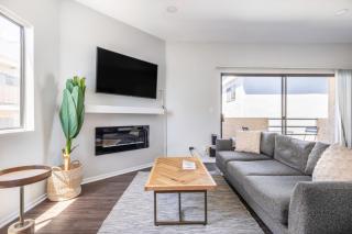 W Hollywood 2BR nr shops Beverly Center LAX-430 - 0