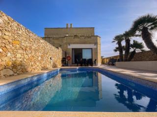 Villa Fieldend - Gozo Holiday Home - Għarb - 6