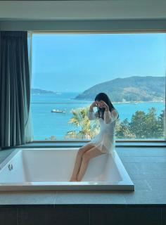 Hotel SANG SANG & Private SANG SANG POOL VILLA - Geoje - 9