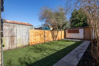 Stylish 3-Bed Home in the Heart of the Cambridge - Cambridge - 3