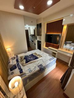 Queen Apartement transpark cibubur - 5