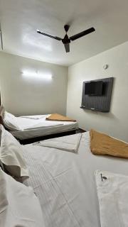 Hotel Aradhya Palace Yeshwantpur - Bangalore - 5