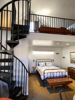 Private, Charming Cabin - Sleeps 5 - The Evergreen - Bryce Canyon National Park - 9