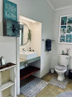 Hephzibah Inn Signature Farm Cottage - Hermon - 5
