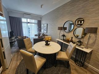 Menlyn Maine Trilogy Collection - 1